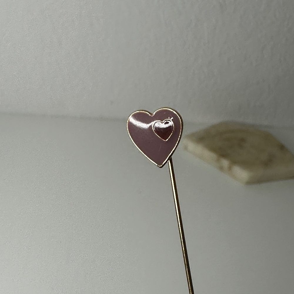 Vintage Classic stick pin with heart‎ tip